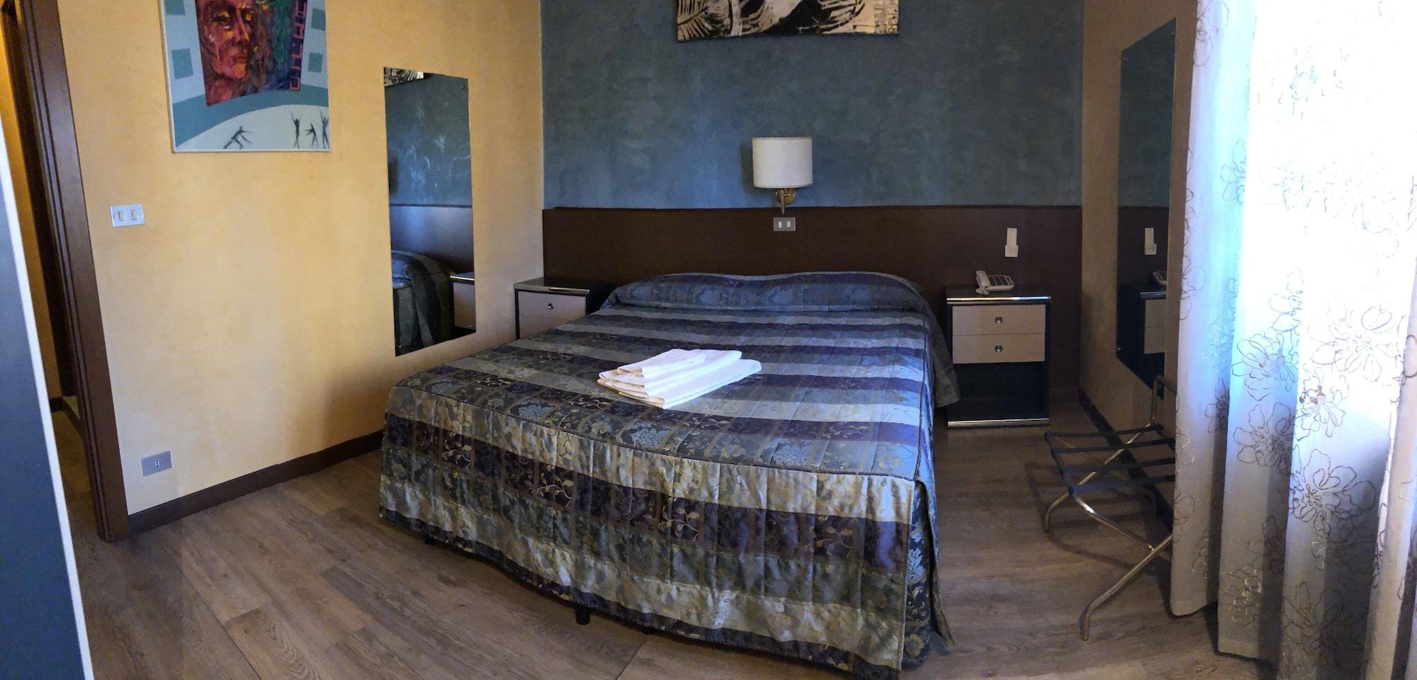 Parco Fiera 3* Turin